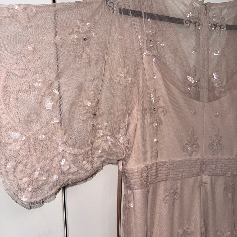 NWT | Mac Duggal 9144 Pink/Blush Flounce Sleeve Embellished Mesh Gown Size 10 - Picture 12 of 15